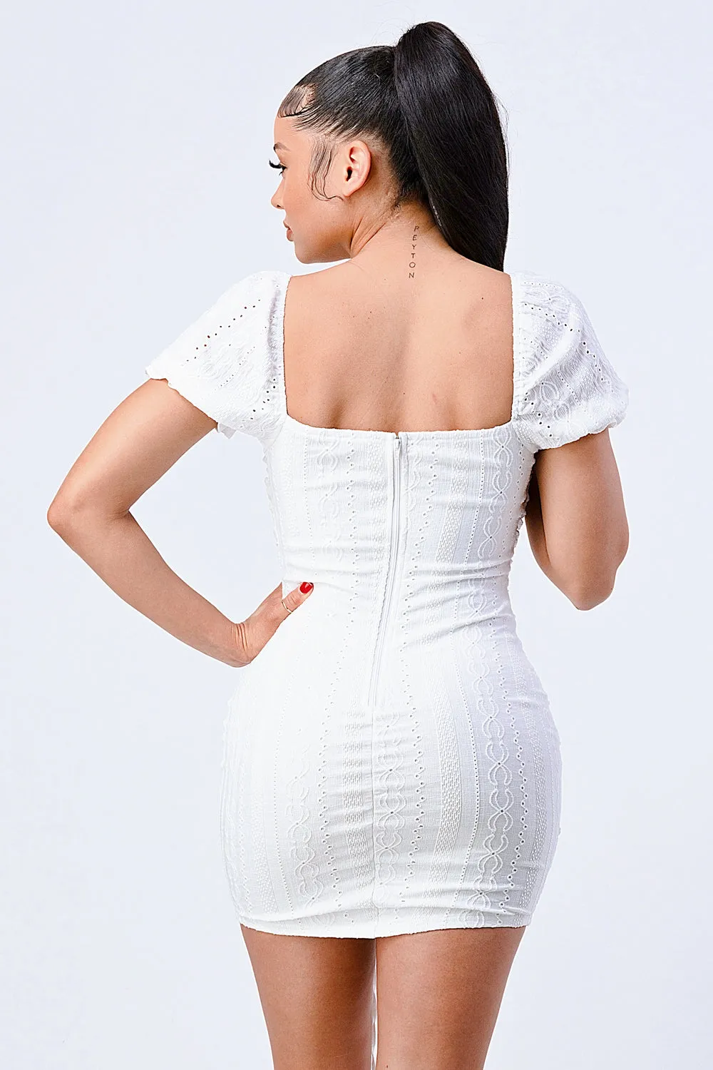 CHIC EYELET LACE TRIM SWEETHEART RUCHED MINI DRESS