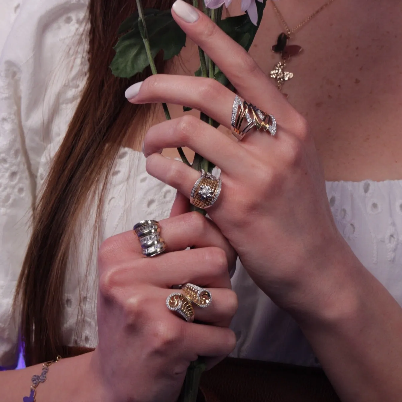 Elegant Bow Ring