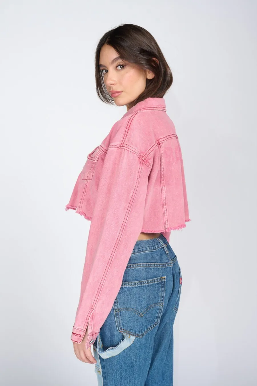 Pink cropped denim jacket | CROP JEANS JACKET